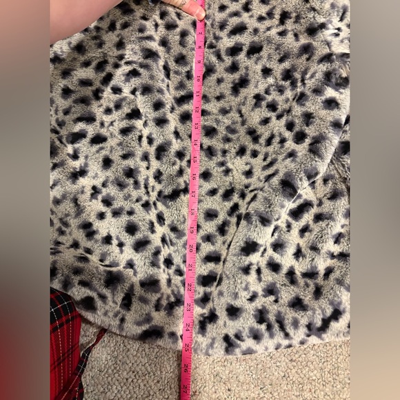 Dylan Leopard faux fur Jacket - Picture 6 of 7
